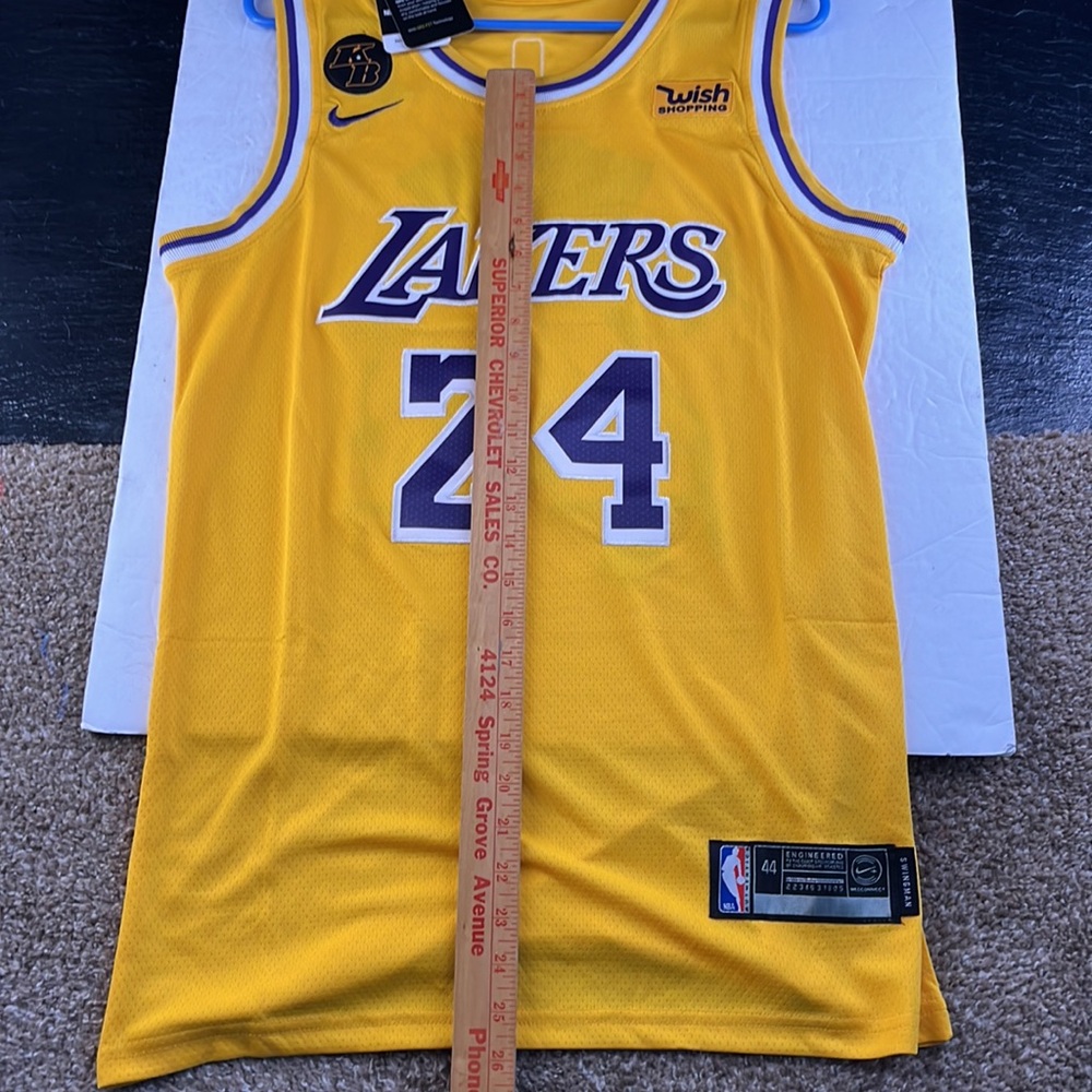 Kobe Bryant Los Angeles Lakers Basketball Jersey Yellow Purple - Size Medium 44 - Picture 6 of 6